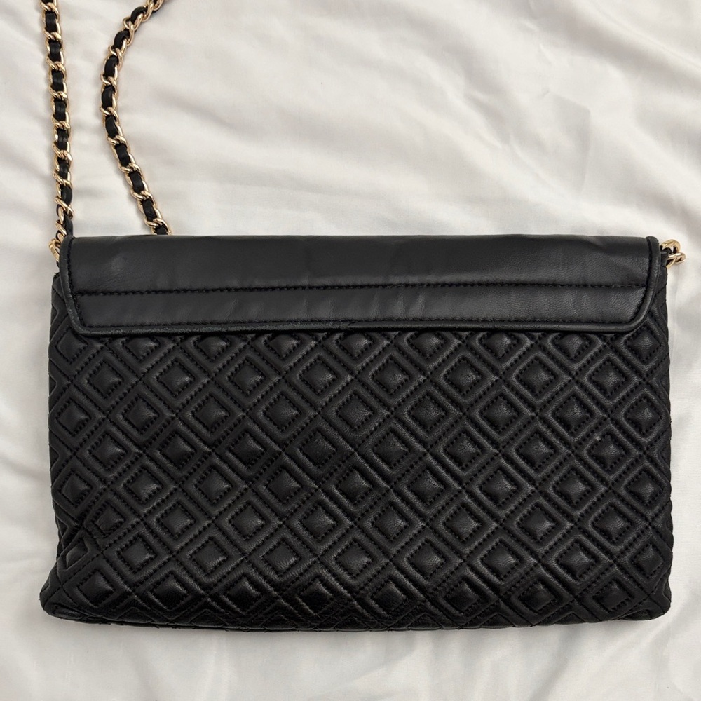 Tory Burch Black Quilted Convertible Bag - Picture 11 of 13